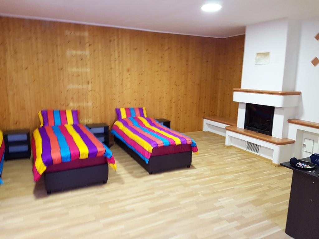 Pension Haus Baron 4 Muhlheim Екстериор снимка