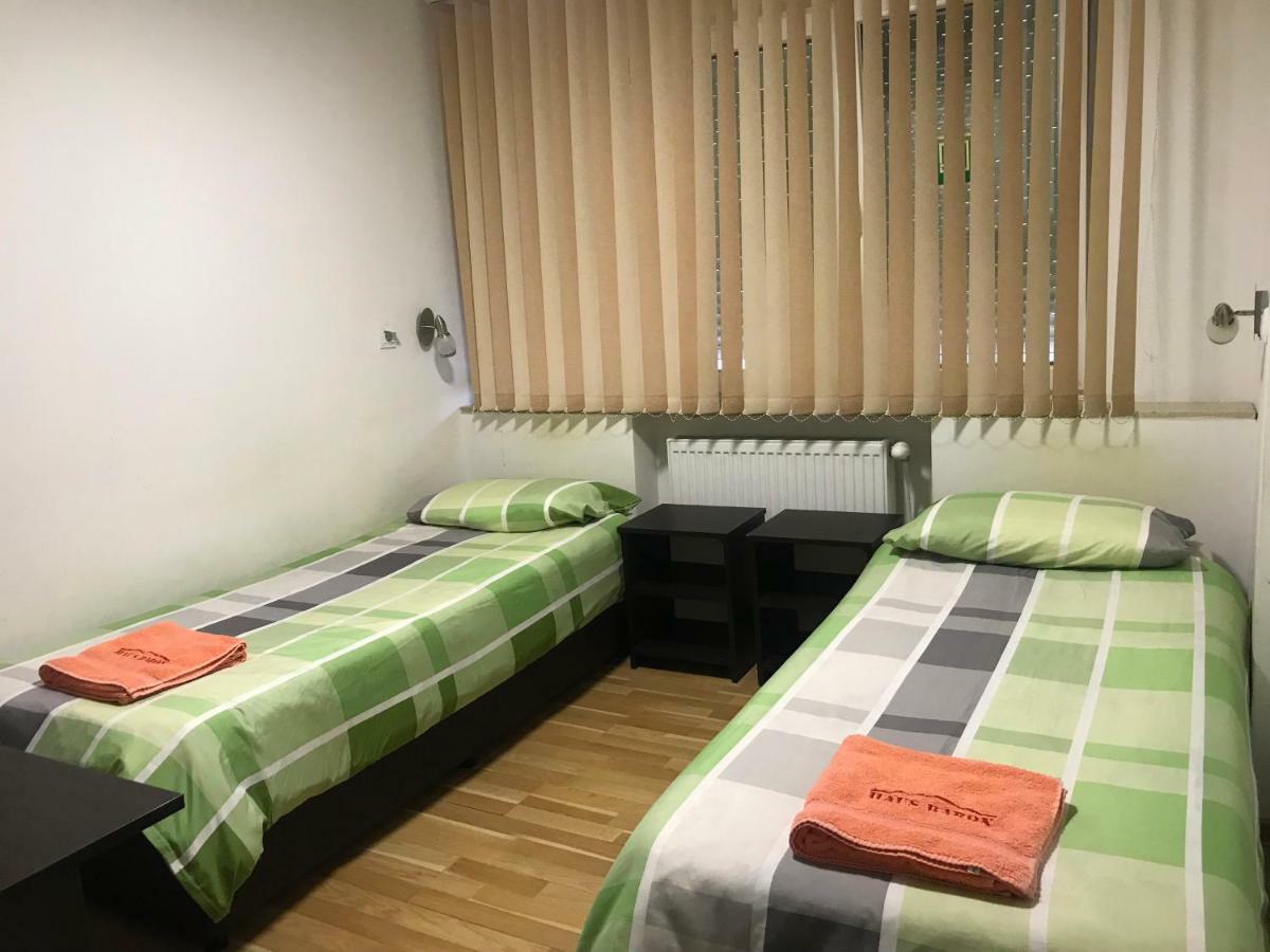 Pension Haus Baron 4 Muhlheim Екстериор снимка